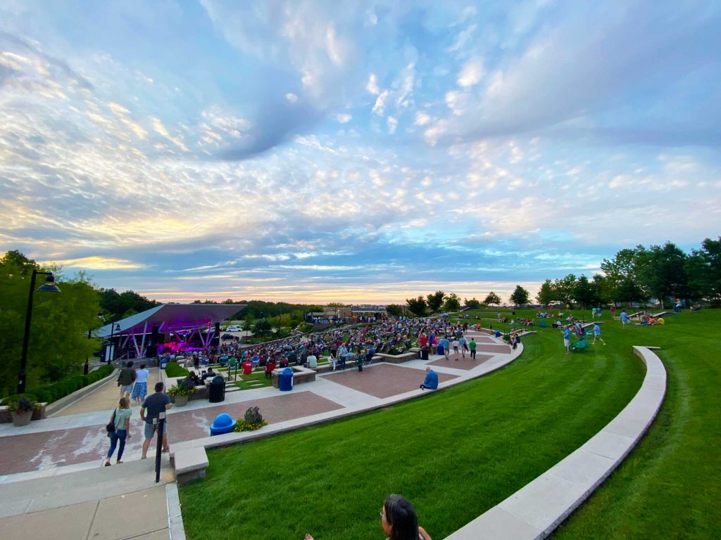 image of the chesterfield amphitheater venue for open highway
